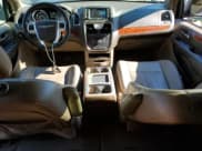 ✅ 2014 Chrysler Town & Country Touring L • VIN: 2C4RC1CG9ER285078 • Lot: 85173115. Listed on Copart with 192,021 mi. Free auction sales archive from the USA and detailed vehicle history report at DreamBid. Image 8.