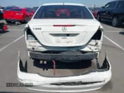 ✅ 2002 Mercedes-Benz C 230/260/280/320 • VIN: WDBRF61J32F272220 • Lot: 42665768. Wystawiony na IAAI z przebiegiem Nie podano. Bezpłatny archiwum sprzedaży aukcyjnych z USA i szczegółowy raport historii pojazdu na DreamBid. Zdjęcie 6.