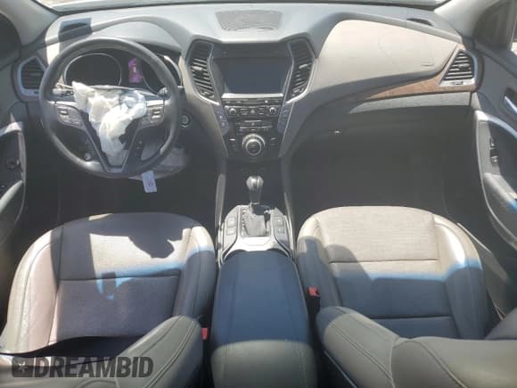 ✅ 2018 Hyundai Santa Fe 2.4L • VIN: 5NMZU3LB0JH099995 • Lot: 58047345. Listed on Copart with 46,818 mi. Free auction sales archive from the USA and detailed vehicle history report at DreamBid. Image 8.