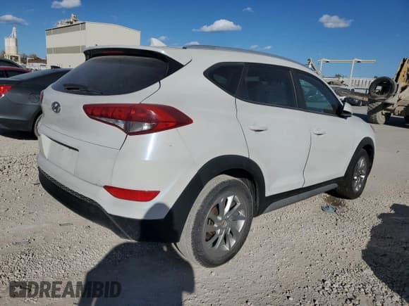 ✅ 2018 Hyundai Tucson SEL • VIN: KM8J33A45JU713528 • Лот: 91578185. Опубликован ранее на Copart с пробегом 104 584 миль. Бесплатный доступ к архиву аукционных продаж из США и подробный отчёт об истории автомобиля на DreamBid. Изображение 3.