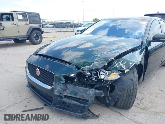 ✅ 2017 Jaguar XE 25t Premium • VIN: SAJAD4BG7HA975094 • Lot: 43159713. Listed on IAAI with 82,957 mi. Free auction sales archive from the USA and detailed vehicle history report at DreamBid. Image 6.