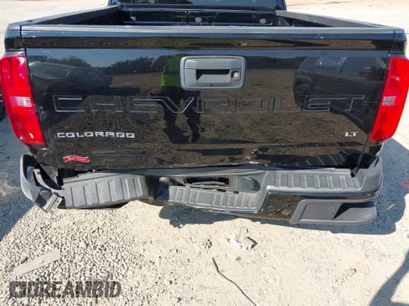 ✅ 2021 Chevrolet Colorado 2WD LT • VIN: 1GCHSCEA6M1234904 • Lot: 43257407. Listed on IAAI with 57,149 mi. Free auction sales archive from the USA and detailed vehicle history report at DreamBid. Image 6.