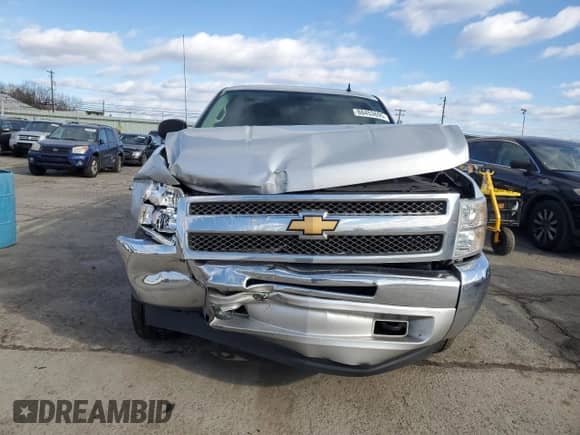 2012 Chevrolet Silverado 1500 LT with VIN 1GCRKSE01CZ271719, listed as a Copart auction lot 88453695 with 139,300 mi miles and Salvage title. Bid and sale history available at DreamBid. Image 5.