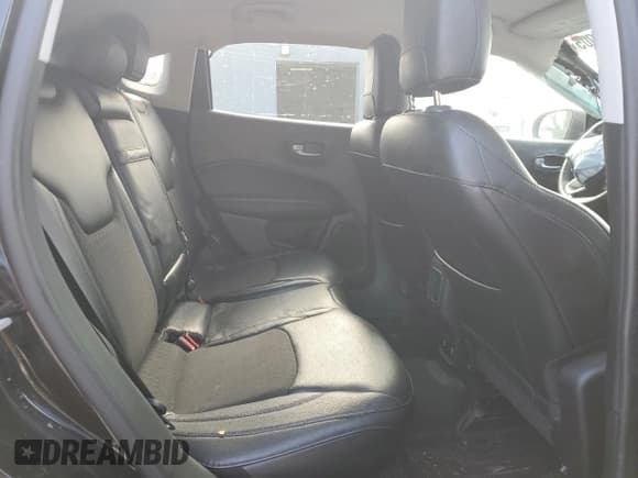 ✅ 2018 Jeep Compass Altitude • VIN: 3C4NJCBB3JT494281 • Lot: 68525005. Listed on Copart with 75,431 mi. Free auction sales archive from the USA and detailed vehicle history report at DreamBid. Image 11.