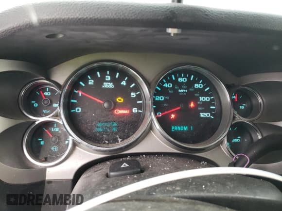 ✅ 2007 Chevrolet Silverado 2500HD Work Truck • VIN: 1GCHK29K27E599610 • Лот: 87876125. Опубликован ранее на Copart с пробегом 186 071 миль. Бесплатный доступ к архиву аукционных продаж из США и подробный отчёт об истории автомобиля на DreamBid. Изображение 9.