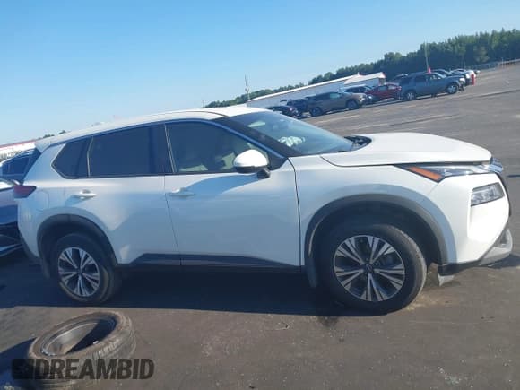 ✅ 2022 Nissan Rogue SV • VIN: 5N1BT3BAXNC672415 • Lot: 43113026. Listed on IAAI with 38,914 mi. Free auction sales archive from the USA and detailed vehicle history report at DreamBid. Image 14.
