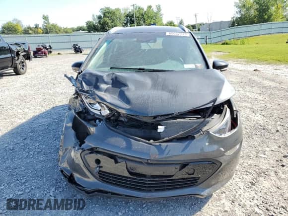 2017 Chevrolet Bolt EV Premier z VIN 1G1FX6S00H4176548, wystawiony jako Copart lot #65032243 z przebiegiem 62 786 mil mil oraz . Historia ofert i sprzedaży dostępna na DreamBid. Obrazek 5.