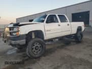 ✅ 2006 Chevrolet Silverado 2500HD LT3 • VIN: 1GCHK23D56F156919 • Lot: 84831324. Wystawiony na Copart z przebiegiem Nie podano. Bezpłatny archiwum sprzedaży aukcyjnych z USA i szczegółowy raport historii pojazdu na DreamBid. Zdjęcie 1.