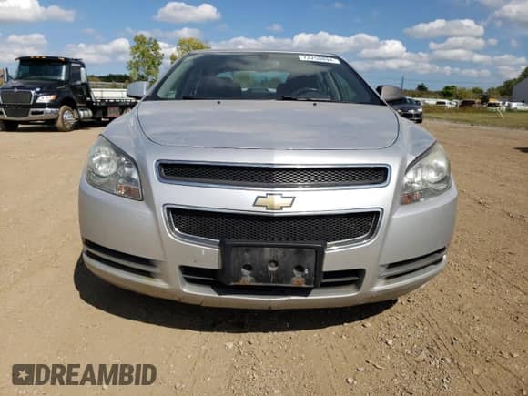 2010 Chevrolet Malibu 2LT z VIN 1G1ZD5EB6A4140396, wystawiony jako Copart lot #72250894 z przebiegiem 175 764 mil mil oraz Szkoda całkowita • Salvage title. Historia ofert i sprzedaży dostępna na DreamBid. Obrazek 5.