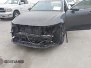 ✅ 2024 Toyota Crown XLE • VIN: JTDAAAAFXR3018186 • Lot: 42465686. Wystawiony na IAAI z przebiegiem 19 776 mil. Bezpłatny archiwum sprzedaży aukcyjnych z USA i szczegółowy raport historii pojazdu na DreamBid. Zdjęcie 6.