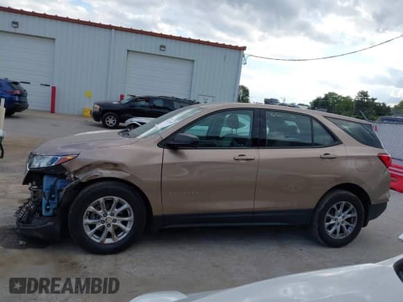 2019 Chevrolet Equinox LS с VIN 2GNAXSEV0K6175740, выставлен на аукционе IAAI как лот 43378037 с пробегом 68 892 миль миль и . История ставок и продаж доступна на DreamBid. Изображение 15.