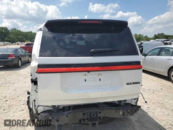 ✅ 2025 Lexus GX 550 Premium • VIN: JTJTBCDX4S5038091 • Lot: 62009075. Listed on Copart with 9,312 mi. Free auction sales archive from the USA and detailed vehicle history report at DreamBid. Image 6.