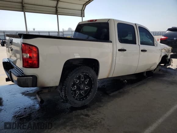 ✅ 2013 Chevrolet Silverado 1500 LT • VIN: 3GCPKSE73DG290228 • Lot: 58606284. Listed on Copart with 145,985 mi. Free auction sales archive from the USA and detailed vehicle history report at DreamBid. Image 3.
