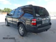 ✅ 2007 Ford Explorer XLT • VIN: 1FMEU63E97UB66066 • Lot: 41920036. Wystawiony na IAAI z przebiegiem 165 482 mil. Bezpłatny archiwum sprzedaży aukcyjnych z USA i szczegółowy raport historii pojazdu na DreamBid. Zdjęcie 3.
