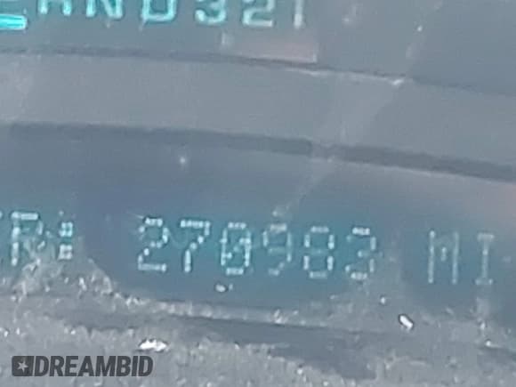 ✅ 2004 Chevrolet Silverado 2500HD LS • VIN: 1GCHC23244F228363 • Лот: 41906803. Опубликован ранее на IAAI с пробегом 270 983 миль. Бесплатный доступ к архиву аукционных продаж из США и подробный отчёт об истории автомобиля на DreamBid. Изображение 7.