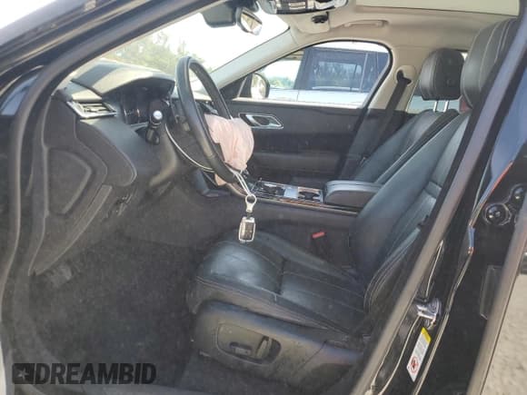 ✅ 2018 Land Rover Range Rover Velar S • VIN: SALYB2RN4JA713933 • Лот: 48018505. Опубликован ранее на Copart с пробегом 62 358 миль. Бесплатный доступ к архиву аукционных продаж из США и подробный отчёт об истории автомобиля на DreamBid. Изображение 7.