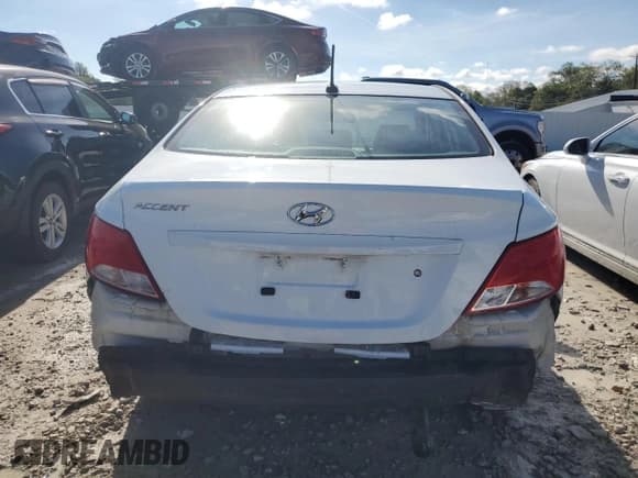✅ 2016 Hyundai Accent SE • VIN: KMHCT4AE4GU151105 • Лот: 73352154. Опубликован ранее на Copart с пробегом 98 829 миль. Бесплатный доступ к архиву аукционных продаж из США и подробный отчёт об истории автомобиля на DreamBid. Изображение 6.