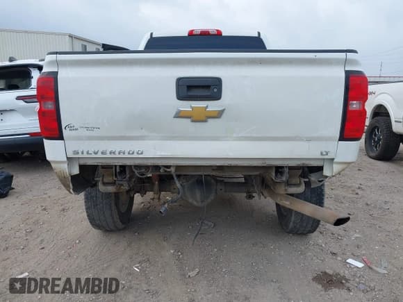 ✅ 2015 Chevrolet Silverado 2500HD LT • VIN: 1GC2KVEG8FZ544983 • Lot: 42264875. Wystawiony na IAAI z przebiegiem 186 478 mil. Bezpłatny archiwum sprzedaży aukcyjnych z USA i szczegółowy raport historii pojazdu na DreamBid. Zdjęcie 6.