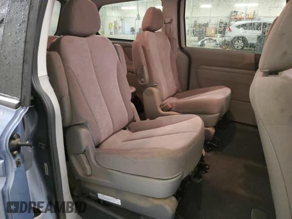 ✅ 2014 Kia Sedona LX • VIN: KNDMG4C77E6588335 • Lot: 90352155. Wystawiony na Copart z przebiegiem 124 162 mil. Bezpłatny archiwum sprzedaży aukcyjnych z USA i szczegółowy raport historii pojazdu na DreamBid. Zdjęcie 11.