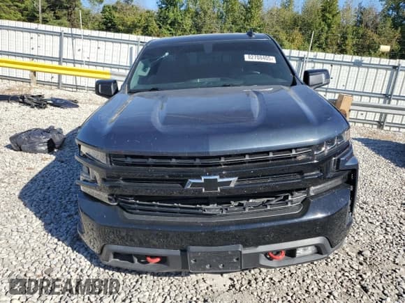 ✅ 2019 Chevrolet Silverado 1500 LT Trail Boss • VIN: 3GCPYFED7KG183711 • Lot: 82708405. Wystawiony na Copart z przebiegiem 121 743 mil. Bezpłatny archiwum sprzedaży aukcyjnych z USA i szczegółowy raport historii pojazdu na DreamBid. Zdjęcie 5.