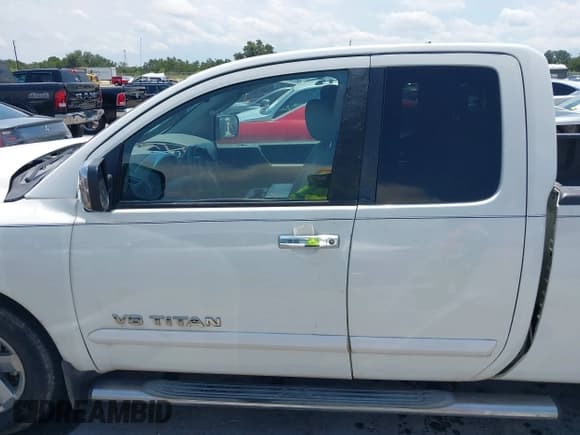 ✅ 2007 Nissan Titan SE • VIN: 1N6BA06A77N225578 • Lot: 42983812. Listed on IAAI with 183,936 mi. Free auction sales archive from the USA and detailed vehicle history report at DreamBid. Image 14.