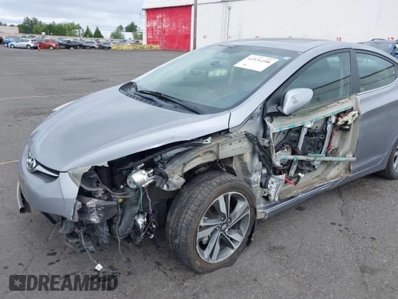 ✅ 2014 Hyundai Elantra SE • VIN: KMHDH4AEXEU105152 • Lot: 42531198. Listed on IAAI with 120,373 mi. Free auction sales archive from the USA and detailed vehicle history report at DreamBid. Image 6.
