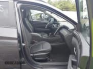 ✅ 2024 Hyundai Tucson SEL • VIN: 5NMJF3DE6RH325792 • Lot: 43281355. Wystawiony na IAAI z przebiegiem 32 274 mil. Bezpłatny archiwum sprzedaży aukcyjnych z USA i szczegółowy raport historii pojazdu na DreamBid. Zdjęcie 5.