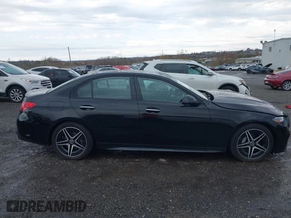 ✅ 2023 Mercedes-Benz C 300 • VIN: W1KAF4HB6PR124348 • Lot: 43638749. Wystawiony na IAAI z przebiegiem 29 099 mil. Bezpłatny archiwum sprzedaży aukcyjnych z USA i szczegółowy raport historii pojazdu na DreamBid. Zdjęcie 13.