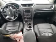 ✅ 2017 Chevrolet Traverse LT • VIN: 1GNKVHKD2HJ168308 • Lot: 50236674. Wystawiony na Copart z przebiegiem 208 107 mil. Bezpłatny archiwum sprzedaży aukcyjnych z USA i szczegółowy raport historii pojazdu na DreamBid. Zdjęcie 8.