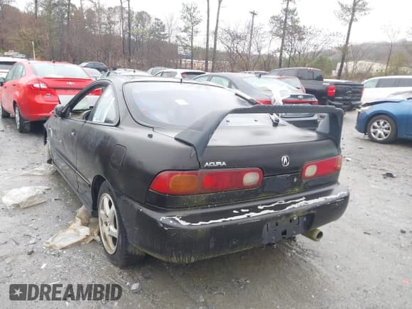 ✅ 1995 Acura Integra Sport LS • VIN: JH4DC4350SS002246 • Lot: 43812860. Listed on IAAI with 215,978 mi. Free auction sales archive from the USA and detailed vehicle history report at DreamBid. Image 3.