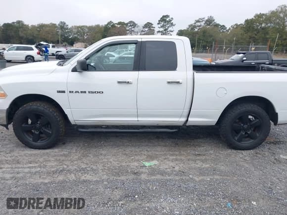 ✅ 2011 Ram 1500 ST • VIN: 1D7RV1GT3BS636102 • Lot: 43871910. Listed on IAAI with 140,865 mi. Free auction sales archive from the USA and detailed vehicle history report at DreamBid. Image 14.
