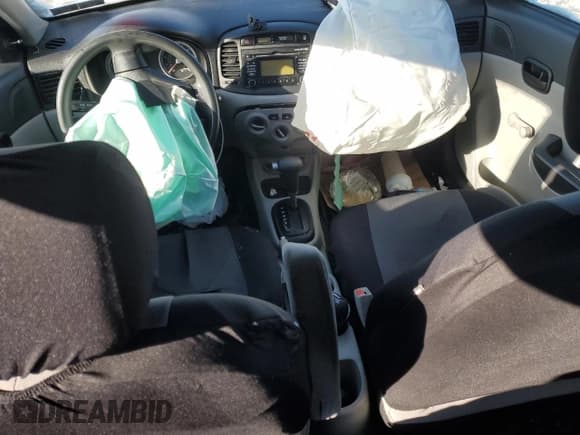 ✅ 2008 Hyundai Accent GLS • VIN: KMHCN46C28U268944 • Лот: 89252525. Опубликован ранее на Copart с пробегом Не указан. Бесплатный доступ к архиву аукционных продаж из США и подробный отчёт об истории автомобиля на DreamBid. Изображение 8.