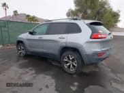 ✅ 2014 Jeep Cherokee Trailhawk • VIN: 1C4PJMBS3EW256042 • Lot: 41806927. Wystawiony na IAAI z przebiegiem 100 840 mil. Bezpłatny archiwum sprzedaży aukcyjnych z USA i szczegółowy raport historii pojazdu na DreamBid. Zdjęcie 3.