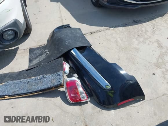 ✅ 2012 FIAT 500 Lounge • VIN: 3C3CFFCR9CT254178 • Лот: 43223818. Опубликован ранее на IAAI с пробегом 152 046 миль. Бесплатный доступ к архиву аукционных продаж из США и подробный отчёт об истории автомобиля на DreamBid. Изображение 12.