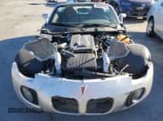 ✅ 2007 Pontiac Solstice GXP • VIN: 1G2MG35X17Y120247 • Lot: 86802455. Wystawiony na Copart z przebiegiem 120 446 mil. Bezpłatny archiwum sprzedaży aukcyjnych z USA i szczegółowy raport historii pojazdu na DreamBid. Zdjęcie 5.