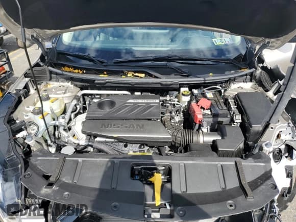 ✅ 2025 Nissan Rogue Platinum • VIN: JN8BT3DD6SW472349 • Lot: 68799345. Listed on Copart with 2,563 mi. Free auction sales archive from the USA and detailed vehicle history report at DreamBid. Image 12.