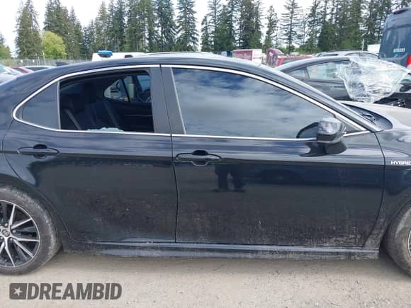 2021 Toyota Camry Hybrid SE с VIN 4T1G31AK4MU560903, выставлен на аукционе IAAI как лот 42194079 с пробегом 100 958 миль миль и . История ставок и продаж доступна на DreamBid. Изображение 13.