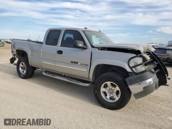 ✅ 2005 Chevrolet Silverado 2500HD LT • VIN: 1GCHK29U95E293793 • Lot: 78213934. Listed on Copart with Not provided. Free auction sales archive from the USA and detailed vehicle history report at DreamBid. Image 4.