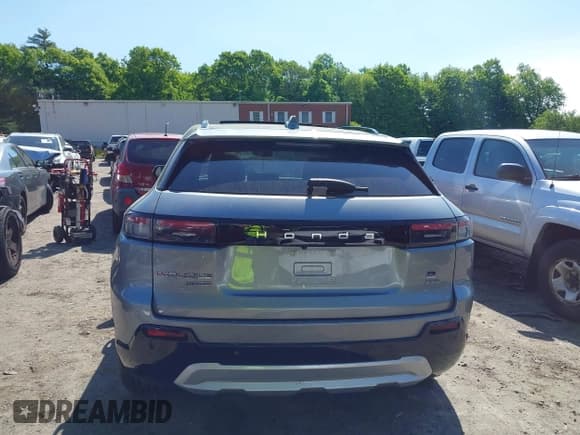 ✅ 2024 Honda Prologue Touring • VIN: 3GPKHXRJ2RS522462 • Lot: 42377417. Listed on IAAI with 12,351 mi. Free auction sales archive from the USA and detailed vehicle history report at DreamBid. Image 17.