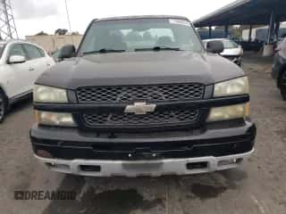 2005 Chevrolet Silverado 1500 LS z VIN 2GCEC19T051174209, wystawiony jako Copart lot #71969214 z przebiegiem 199 192 mil mil oraz Szkoda całkowita • Salvage title. Historia ofert i sprzedaży dostępna na DreamBid. Obrazek 5.