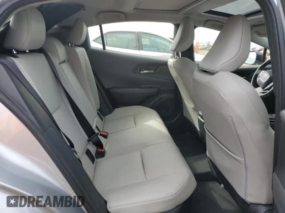 ✅ 2024 Toyota Prius LE • VIN: JTDADABU3R3023959 • Lot: 86175225. Wystawiony na Copart z przebiegiem 7 424 mil. Bezpłatny archiwum sprzedaży aukcyjnych z USA i szczegółowy raport historii pojazdu na DreamBid. Zdjęcie 10.