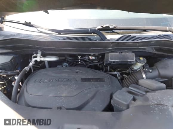 ✅ 2018 Honda Pilot EX-L • VIN: 5FNYF6H5XJB013698 • Lot: 42986201. Listed on IAAI with 63,873 mi. Free auction sales archive from the USA and detailed vehicle history report at DreamBid. Image 10.