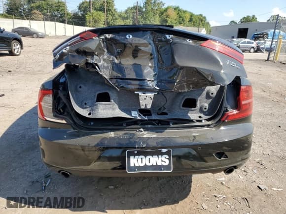 ✅ 2018 Volvo S90 Momentum • VIN: LVY982MK2JP035857 • Лот: 80662945. Опубликован ранее на Copart с пробегом Не указан. Бесплатный доступ к архиву аукционных продаж из США и подробный отчёт об истории автомобиля на DreamBid. Изображение 6.