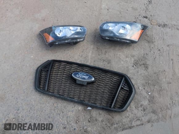 ✅ 2023 Ford Transit • VIN: 1FTBF8C88PKC07161 • Lot: 51319765. Wystawiony na Copart z przebiegiem 10 384 mil. Bezpłatny archiwum sprzedaży aukcyjnych z USA i szczegółowy raport historii pojazdu na DreamBid. Zdjęcie 12.