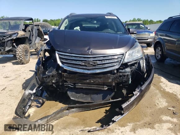 ✅ 2015 Chevrolet Traverse LT • VIN: 1GNKVHKD3FJ191416 • Lot: 60116674. Wystawiony na Copart z przebiegiem 100 367 mil. Bezpłatny archiwum sprzedaży aukcyjnych z USA i szczegółowy raport historii pojazdu na DreamBid. Zdjęcie 5.