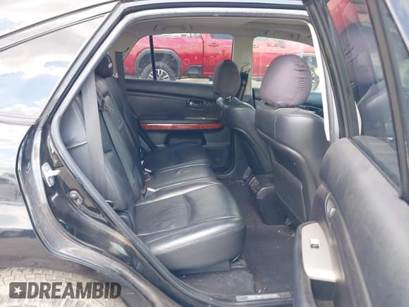 ✅ 2004 Lexus RX 330 • VIN: JTJHA31U640043702 • Лот: 43303651. Опубликован ранее на IAAI с пробегом 196 328 миль. Бесплатный доступ к архиву аукционных продаж из США и подробный отчёт об истории автомобиля на DreamBid. Изображение 8.