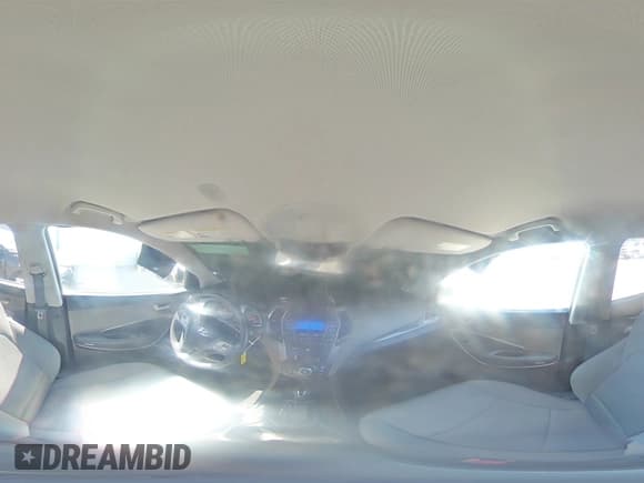 ✅ 2014 Hyundai Santa Fe • VIN: 5XYZTDLB2EG181199 • Lot: 57638045. Wystawiony na Copart z przebiegiem 95 056 mil. Bezpłatny archiwum sprzedaży aukcyjnych z USA i szczegółowy raport historii pojazdu na DreamBid. Zdjęcie 16.