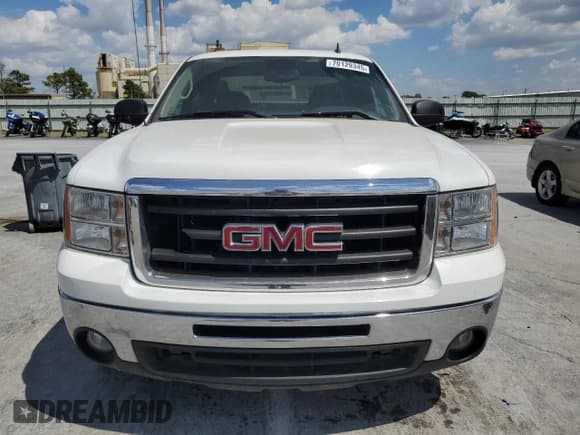 ✅ 2011 GMC Sierra 1500 SLE • VIN: 1GTR1VE00BZ308102 • Lot: 70129345. Wystawiony na Copart z przebiegiem 288 919 mil. Bezpłatny archiwum sprzedaży aukcyjnych z USA i szczegółowy raport historii pojazdu na DreamBid. Zdjęcie 5.