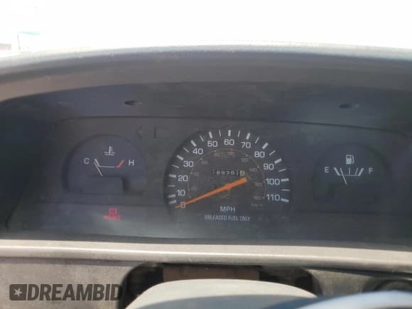 ✅ 1990 Toyota Pickup • VIN: JT4RN81A9L5071980 • Lot: 63795355. Wystawiony na Copart z przebiegiem 189 781 mil. Bezpłatny archiwum sprzedaży aukcyjnych z USA i szczegółowy raport historii pojazdu na DreamBid. Zdjęcie 9.