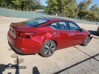 ✅ 2019 Nissan Altima SV • VIN: 1N4BL4DV6KC153860 • Lot: 85186835. Listed on Copart with 52,468 mi. Free auction sales archive from the USA and detailed vehicle history report at DreamBid. Image 3.